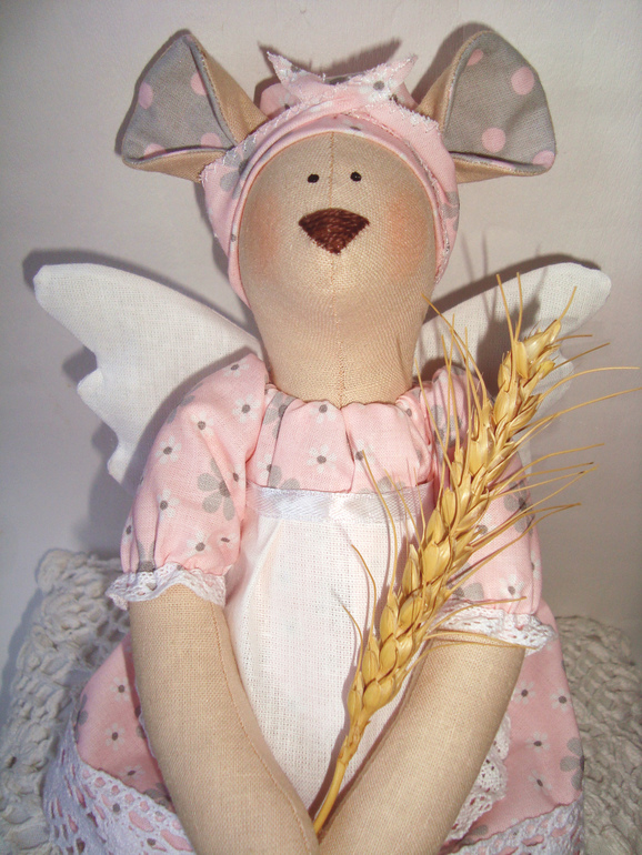 Мышка хозяюшка