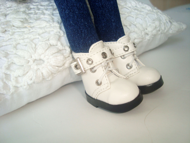 Девочка тинейджер