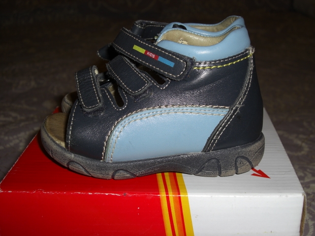 Продаю сандали Ортек на мальчика.