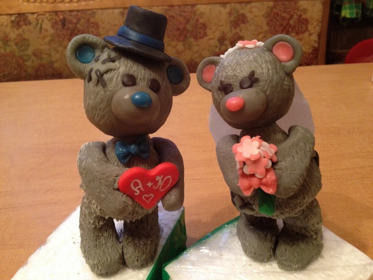 свадебный для подруги или как мы лепили медведей