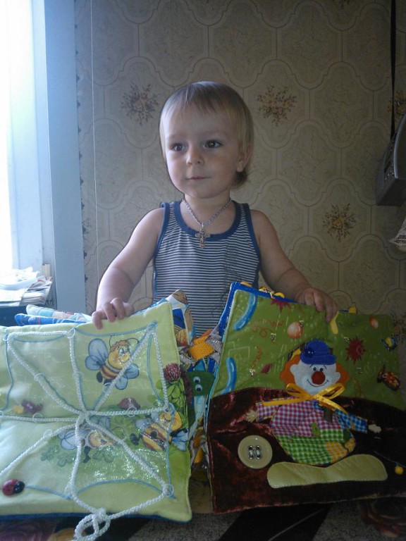 книга Коли и Ксюши