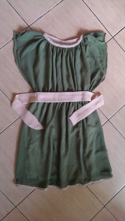 Зелёное платье в оригинале !