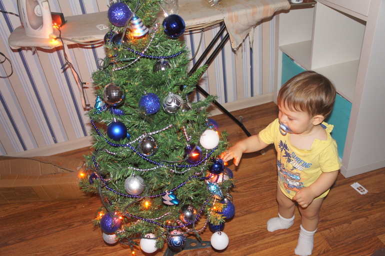 1 год и 1 месяц