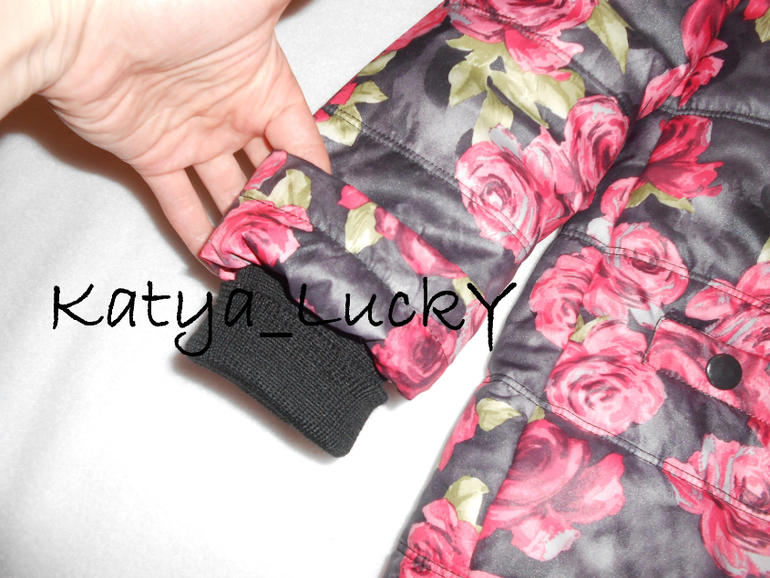 Миллион алых роз: демисезонное пальто для девочки