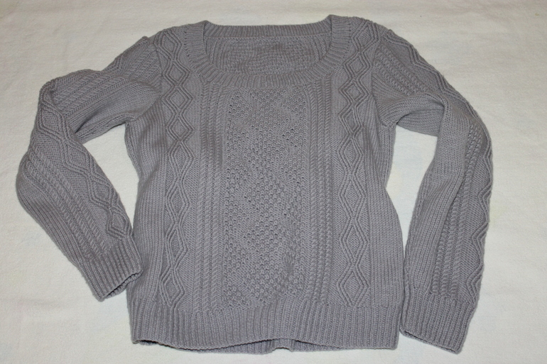 Пуловер с ромбами