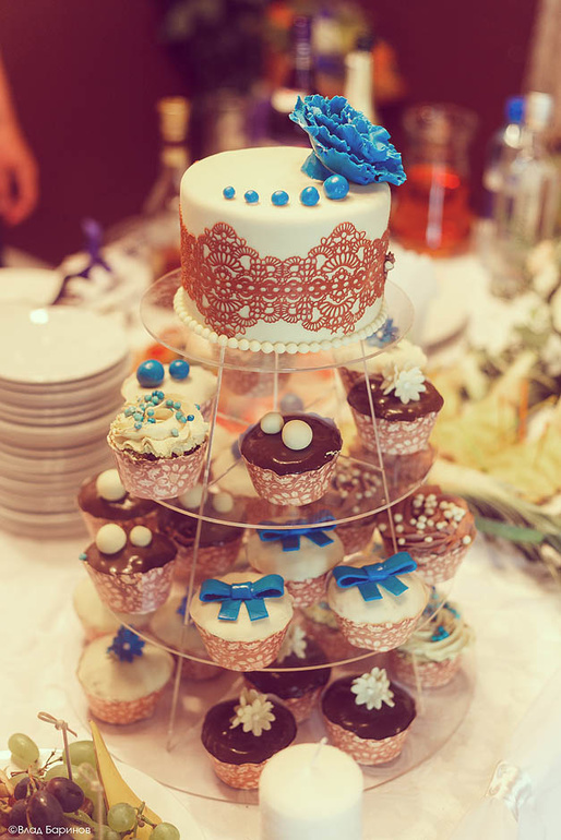 Дизайн торта с начинкой безе???