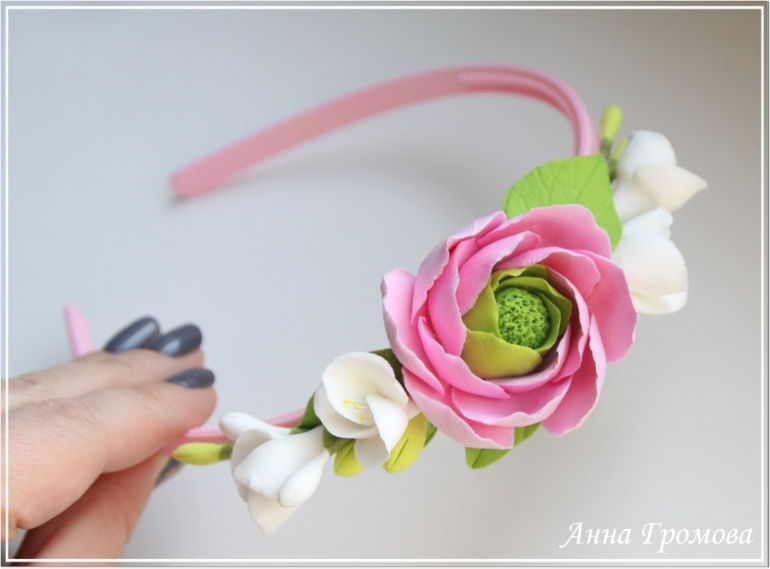 Яркие украшения для лета - ободочки с цветами