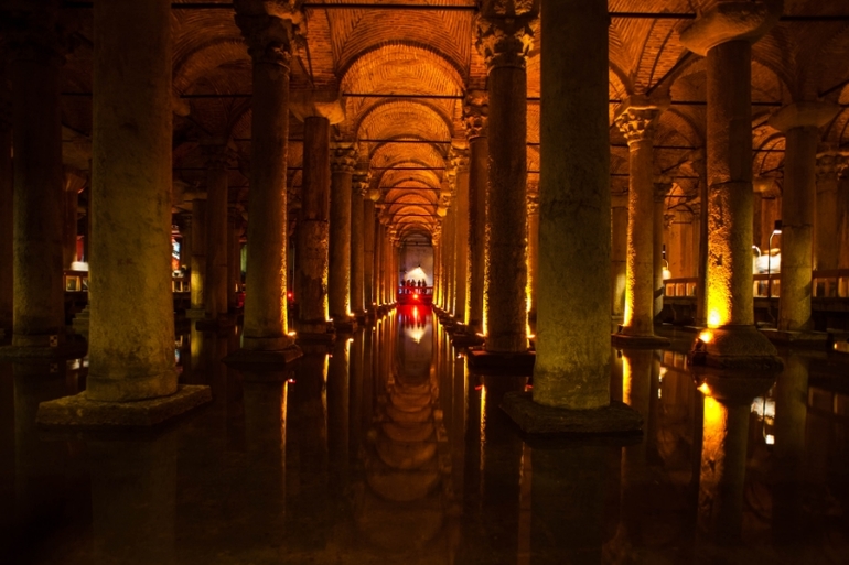 Стамбул Октябрь 2013 года часть 3 (Ай София, Цистерны Базилика, рынки)