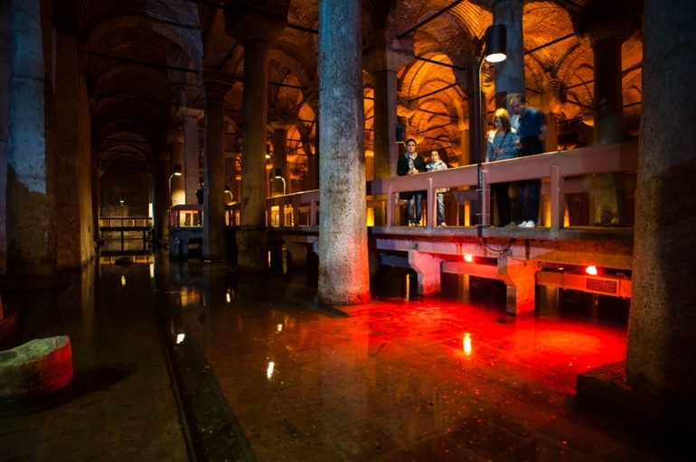 Стамбул Октябрь 2013 года часть 3 (Ай София, Цистерны Базилика, рынки)