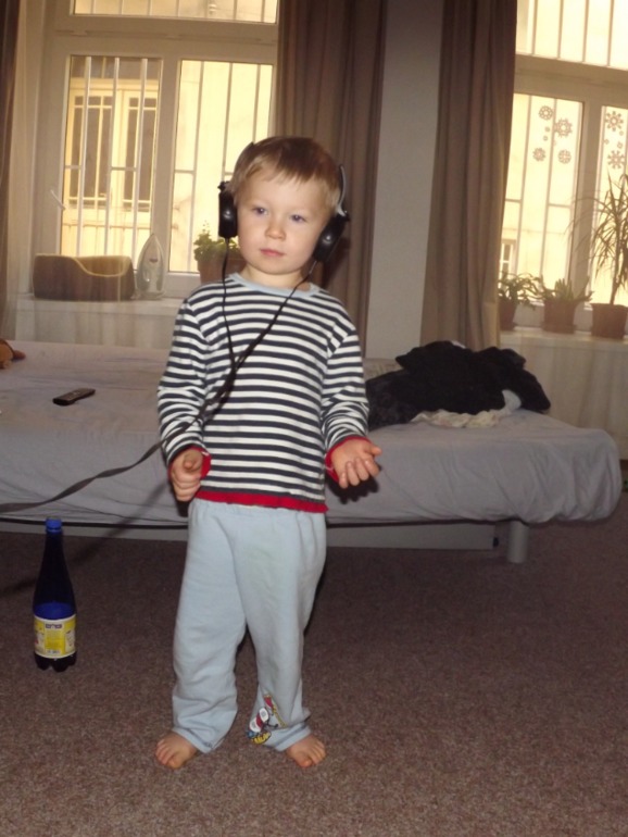 С выздоровлением нас!