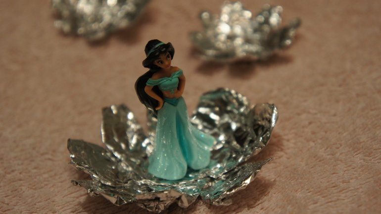 Лепилка из фольги