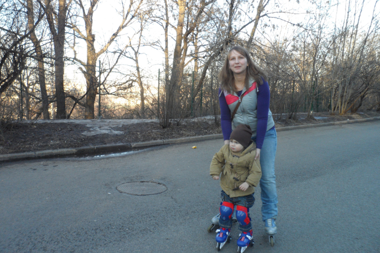 Коньки и ролики в 2,5 года