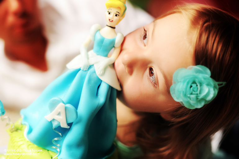 Таюше 3 года. Фотосессия дня рождения.