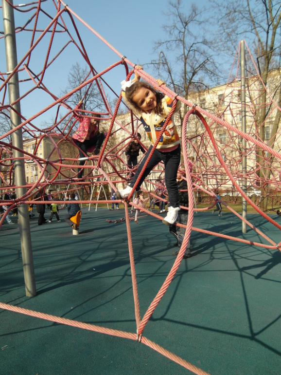 На прогулке!