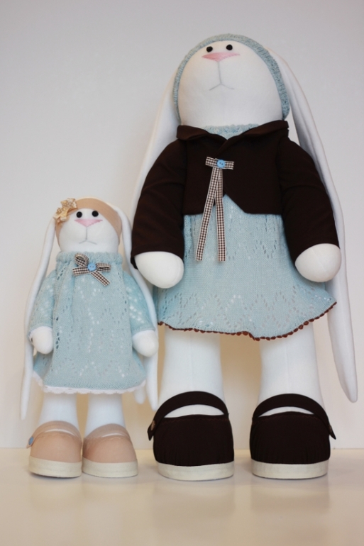 Зайчики, которые уже давно разъехались по семьям ))) Очень много фото )