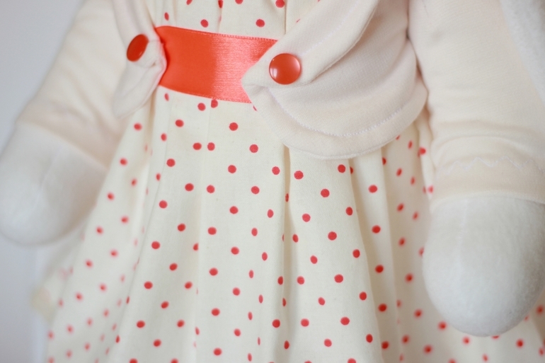 Зайчики, которые уже давно разъехались по семьям ))) Очень много фото )