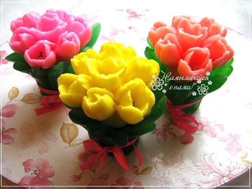 Букетики тюльпанов