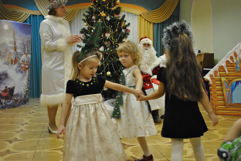 Новогодний утренник 26.12.2013 г.