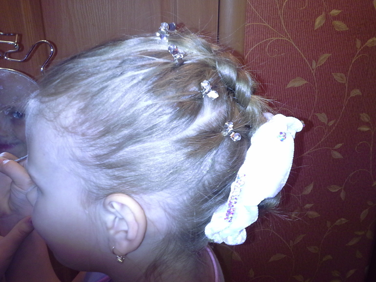 колосок с гулькой