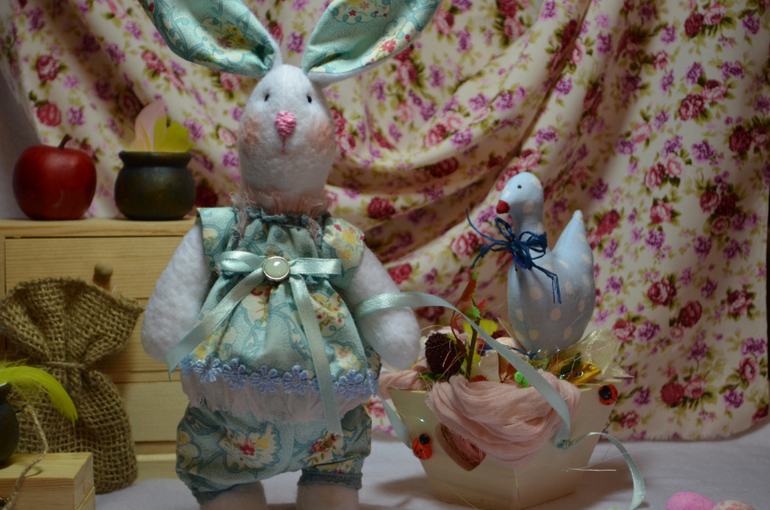 Пасхальный кролик с уточкой :)