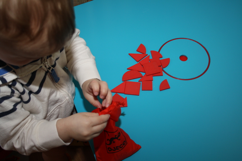 Игра Djeco Eduludo "Formes"