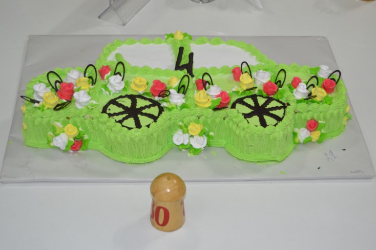 Всего понемногу)