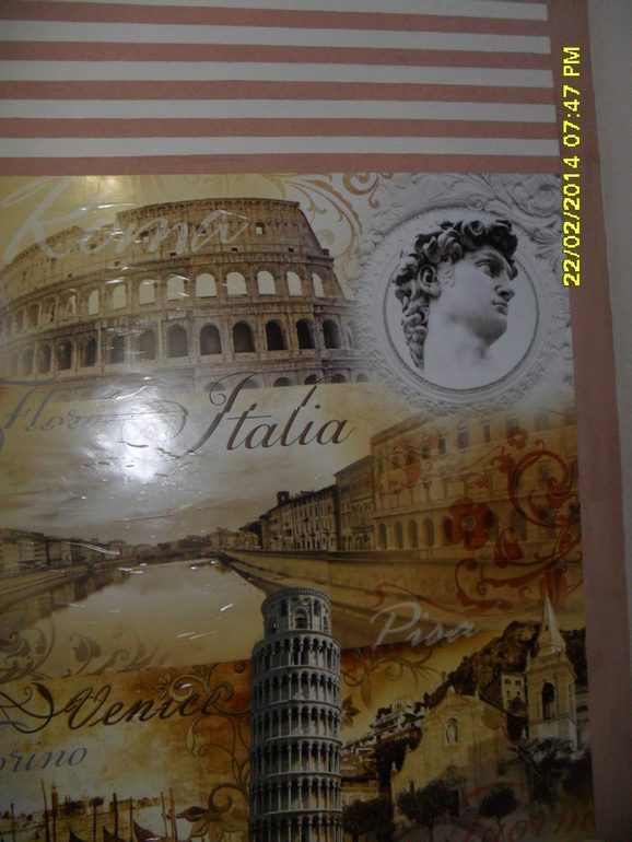 Как мы клеили обои