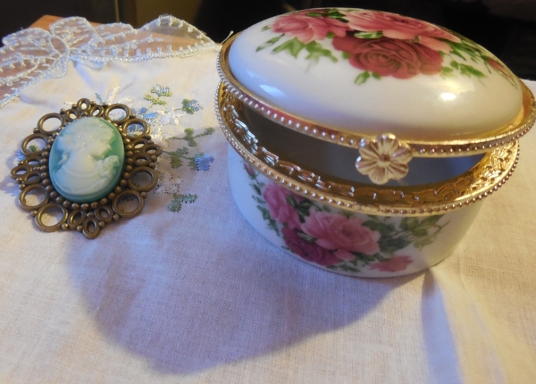 Украшения в стиле "винтаж"