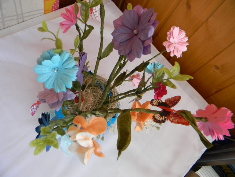 Еще одна поделка-рукоделка в сад:)