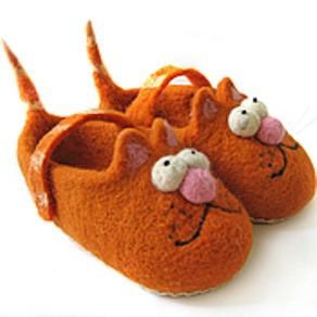 Тапки - обувь вне сезонов!