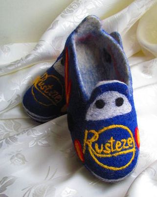 Тапки - обувь вне сезонов!