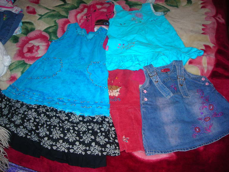 Продам пакетом для девочки 2-4 лет