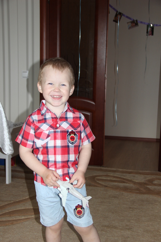 Вот и год с погодками прошел