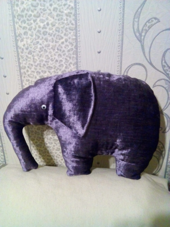 Обмен декоративных подушек и вышивок на ваши предложения. буду добавлять