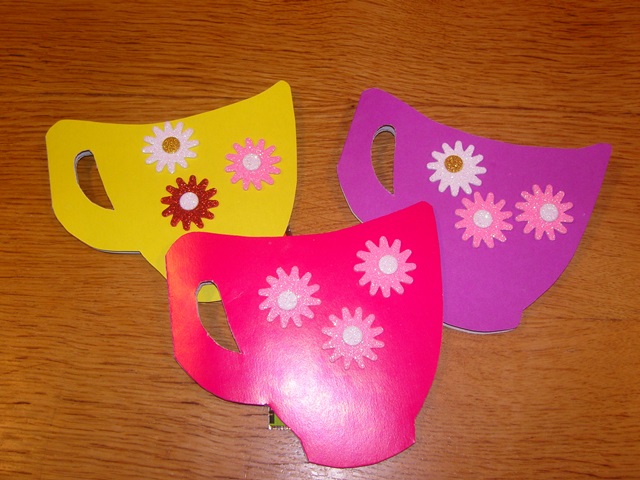 Открытки к 8-му марта в вариациях)