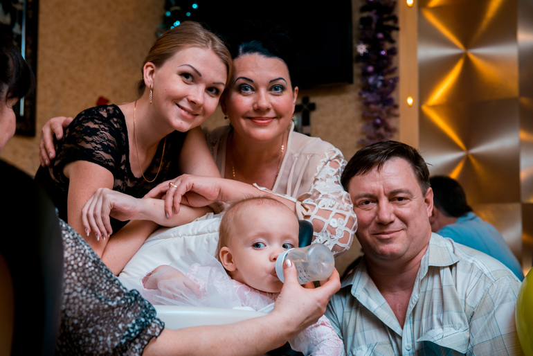 биологический отец...