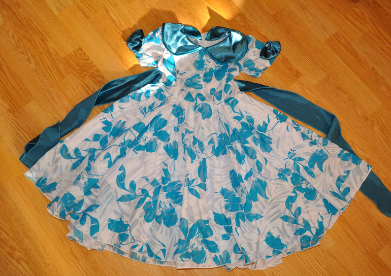 в наличии по 350 руб