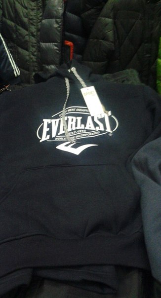 1400 руб мужские костюмы. заказ отправляю во вторник