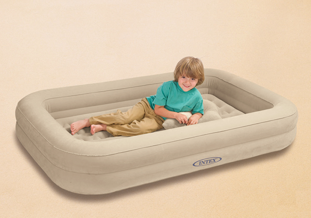 Надувные кровати.