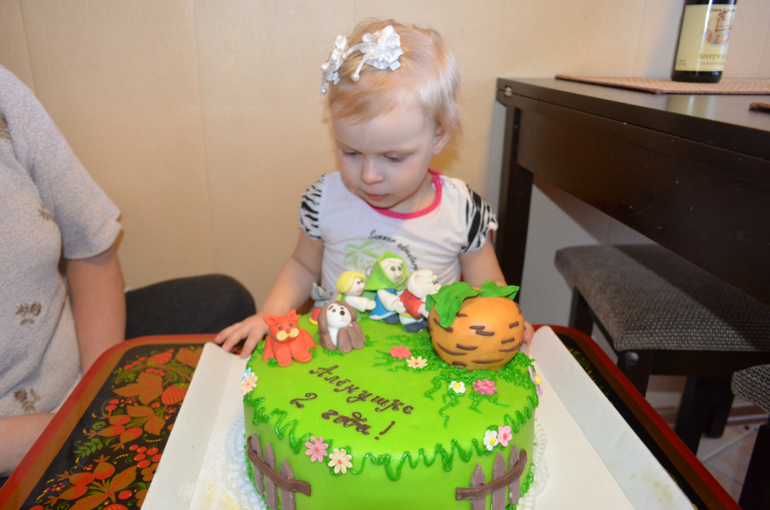 Алёнушке 2 года, В стиле "Репка"