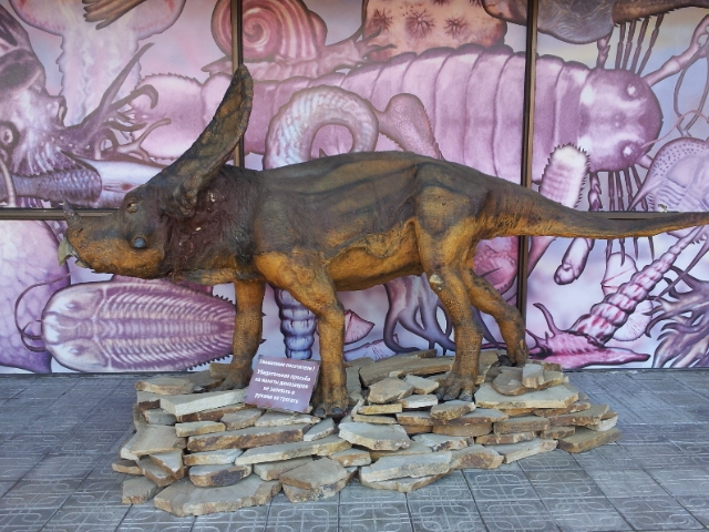 Музей Дарвина - мы там были - смотрите фото)))