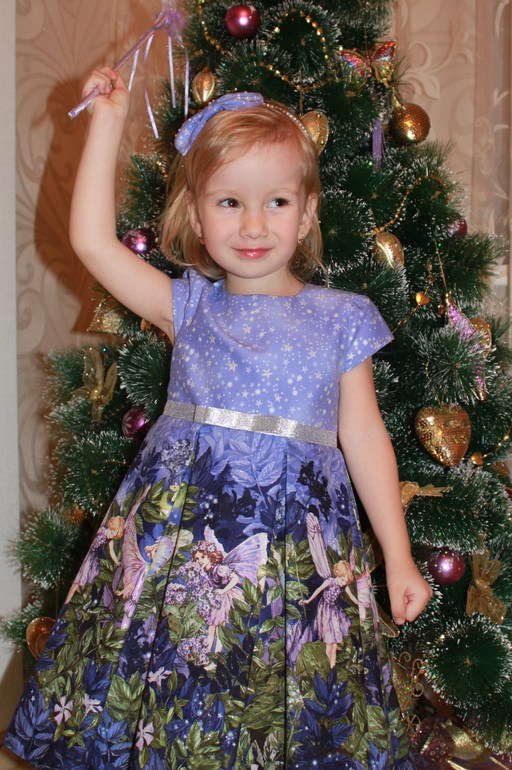 Платье с феями