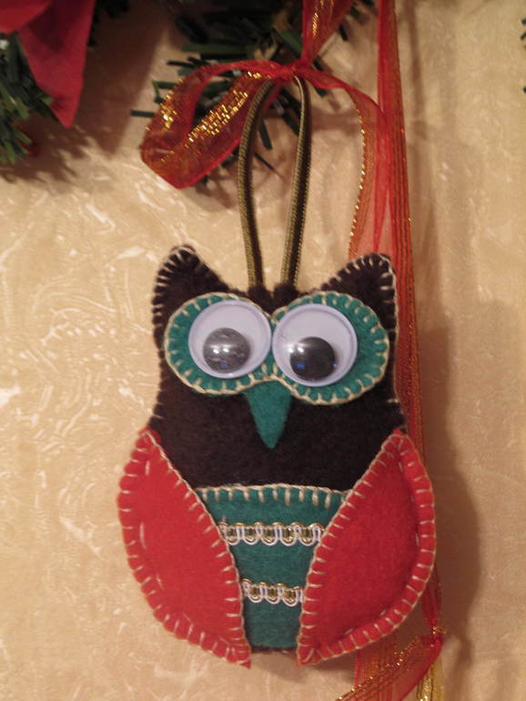 Огоньки, елка и совы