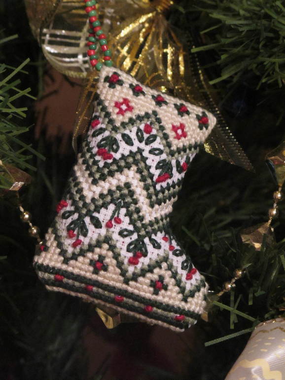 Огоньки, елка и совы