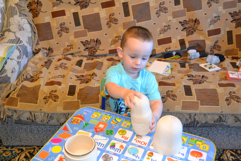 Наши развивающие занятия в 2 года