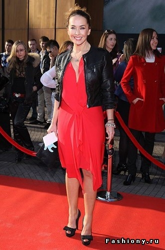 Красавица, умница и вообще приятная во всех отношениях девушка)...