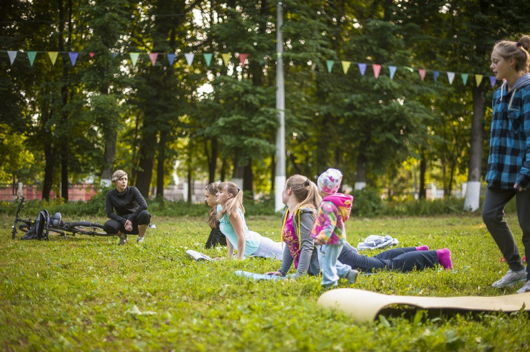 Зарядка с элементами йоги. Сурья Намаскар и Око Возрождения