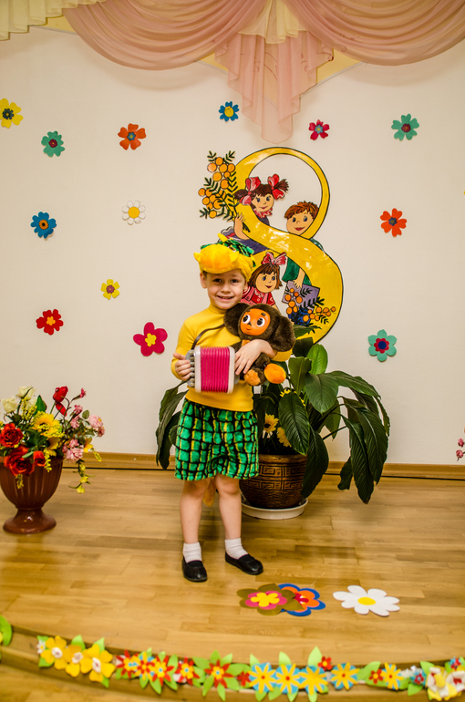 Андрей на концерте, посвящен. 8 марта!!!