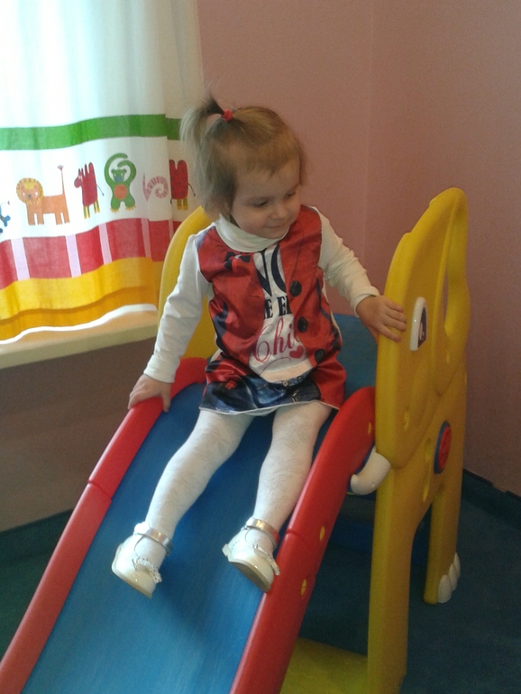 Первое занятие в Беби клубе.Добавила фоток 19.04.14г.