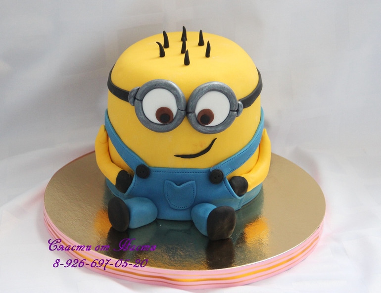 Мой любимый Миньончик))))) первый у меня!